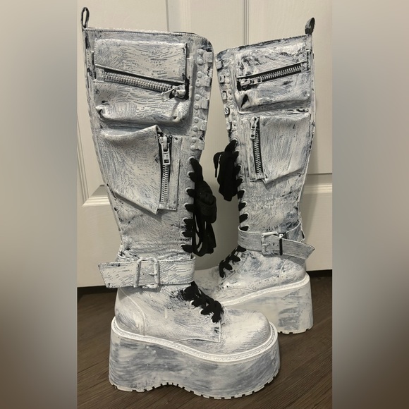 Dolls Kill Shoes - NWOB Dolls Kill / Club Exx Painted Obsidian Pocket Combat Boots